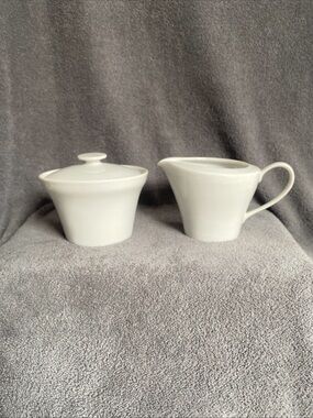 Vintage White Creamer And Lidded Sugar Bowl Set 3” Tall Cottage Farm
